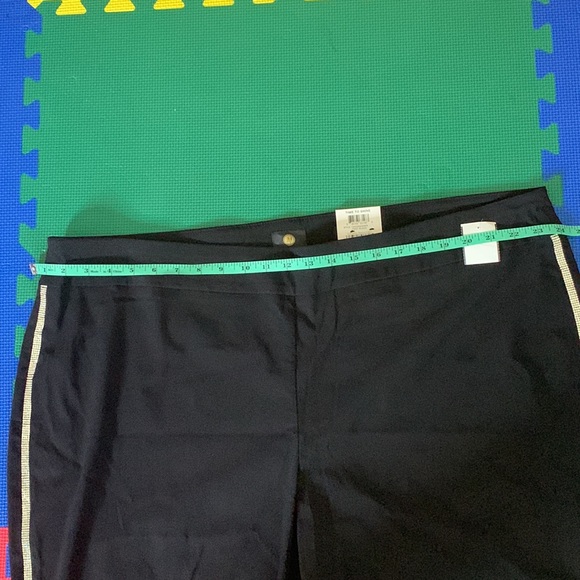 Plus JM Collection Black Pants - Picture 4 of 9